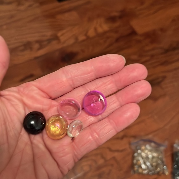 Lot of decorative stones - Picture 2 of 2